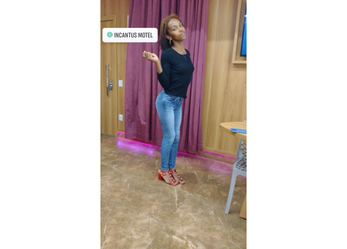 Gabrielly ninfetinha que senta gostoso 