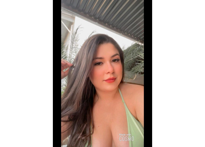 Novinha safadinha cheia de tesao 