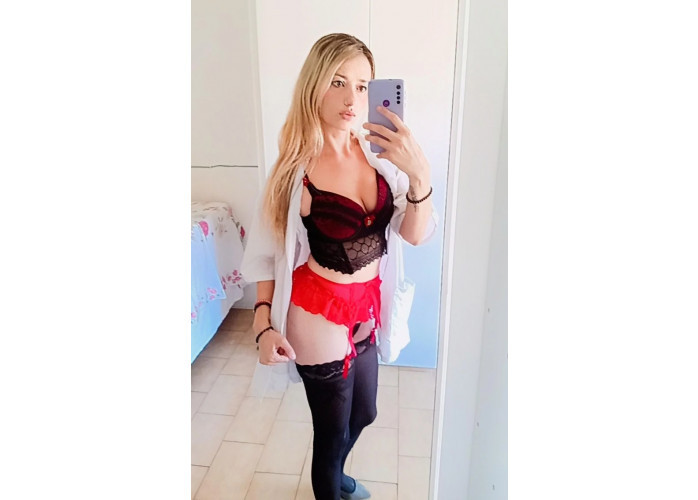 loirinha safada que adora anal , massoterapeuta profissional 