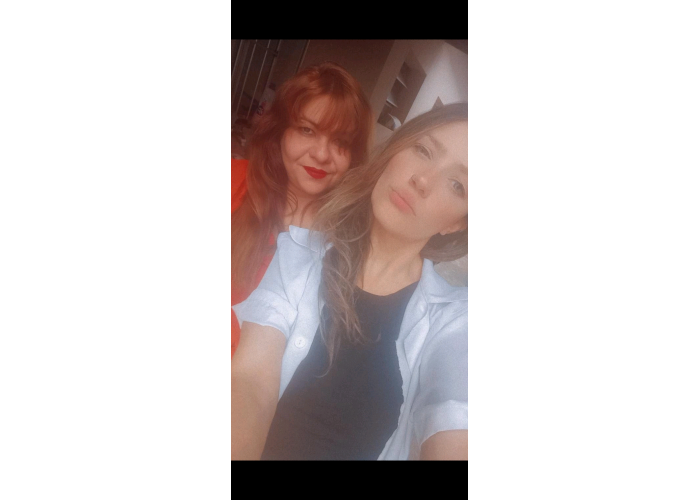 Duas amiguinhas branquinhas cheia de tesão 