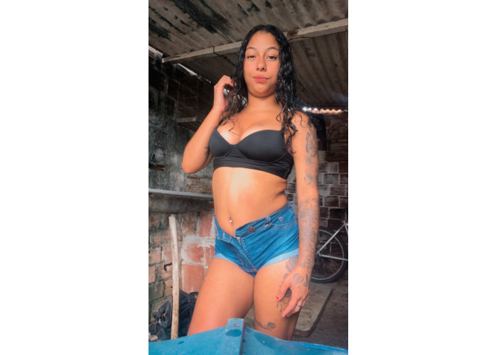 Baixinha safadinha 