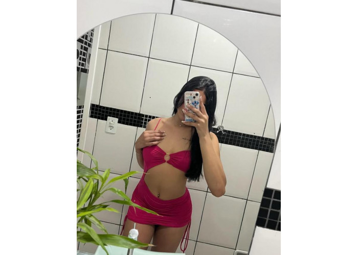 Branquinha estilo namoradinha só para clientes de bom gosto .