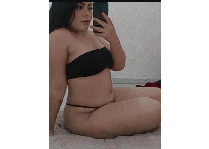 Mamae tá ansiosa pra te mamar 60$ rapidinha 