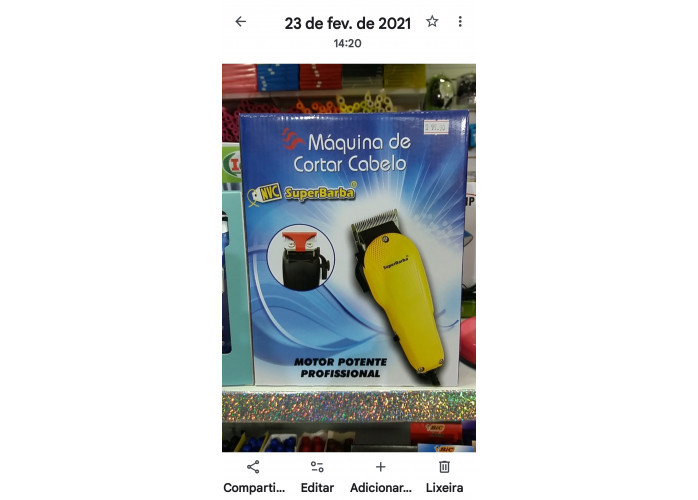 Raspagem de Pelos Masculinos e Corte de Cabelo 