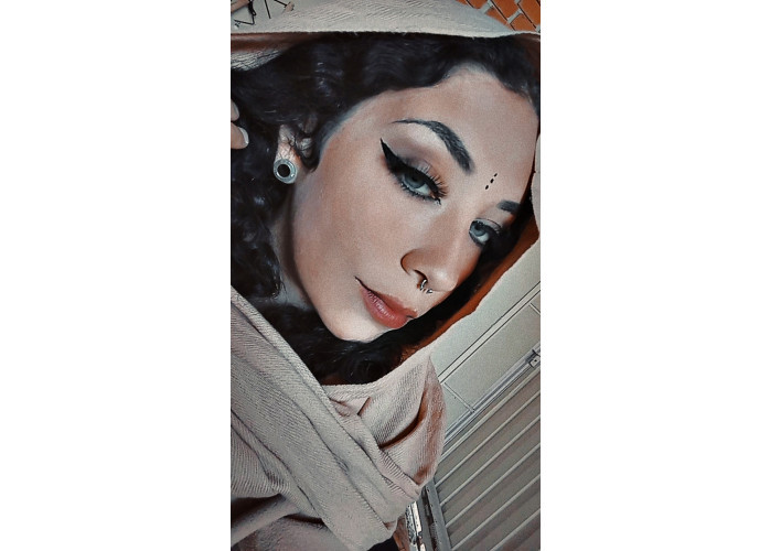 ninfetinha gótica 😏🔥 Alícia Bittencourt 