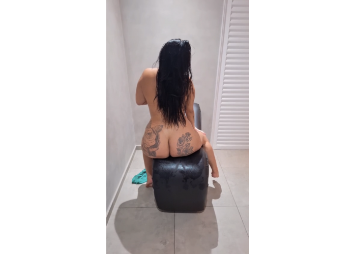 Rapidinha com a gata do bundao ..atendo sozinha já com local próprio próximo da vila Barao 