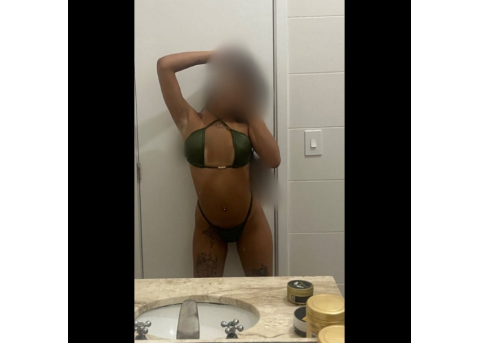 Último dia hoje , vem transar gostoso com a ninfeta safadinha! Com local 🔥