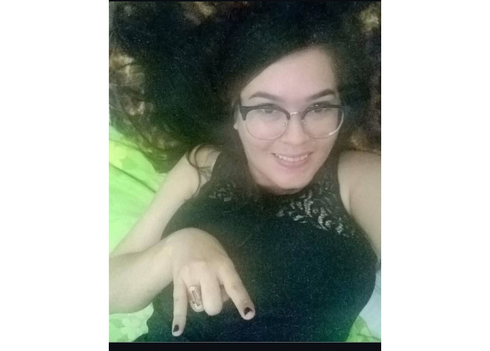 Branquinha tatuada peituda educada Branquinha tatuada peituda educada