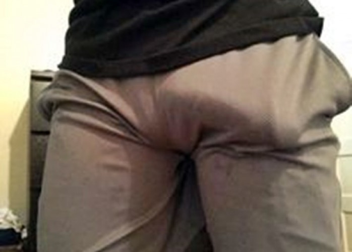 Bem dotado procura mulher com seios grandes Bem dotado procura mulher com seios grandes