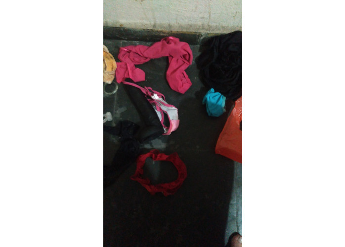 Casada sigilosa vendo calcinhas acessórios conteúdos e faço sexting 