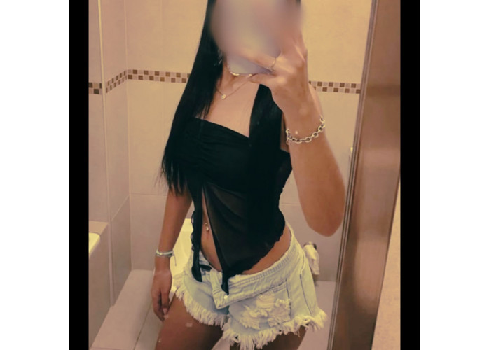 Disponível com local !meu atendimento é tranquilo e natural! Magrinha ninfeta e carinhosa Disponível com local !meu atendimento é tranquilo e natural! Magrinha ninfeta e carinhosa