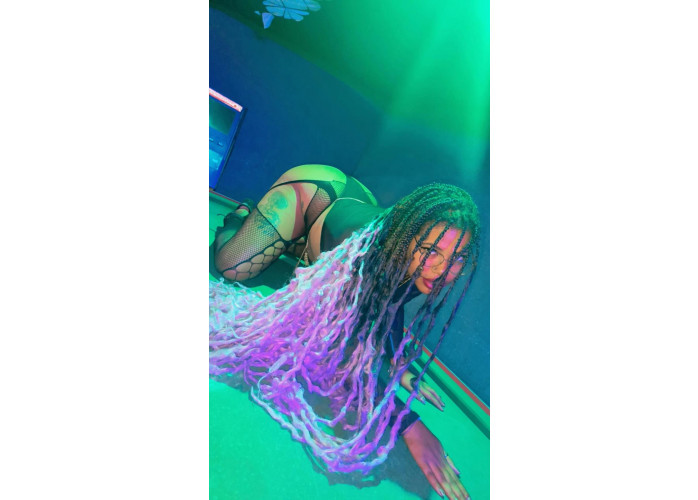 Pretinha recém chegada na região 