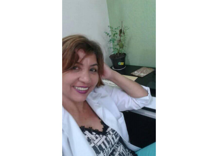 Massagista profissional terapêutica 49 anos Massagista profissional terapêutica 49 anos