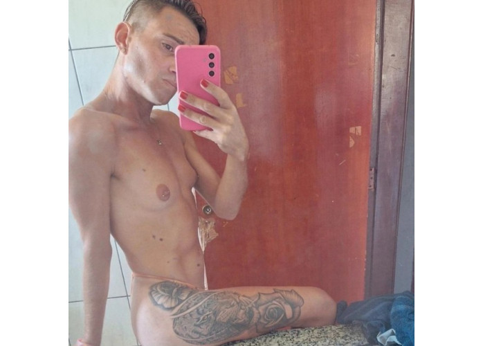 Estilo  Ninfetinha safadinha Michel femboy 