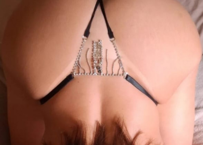 Coroa topa tudo com local faço chamada de vídeo também você me vê todinha 