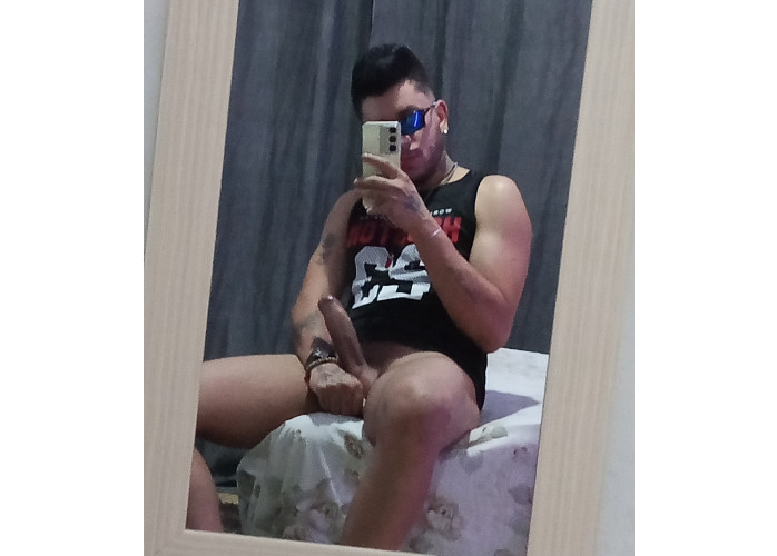 Pauzudo Disponível Agora. Chupo cuzinho e meto gostoso