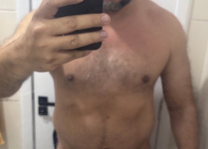 Homem para casais e solteiras