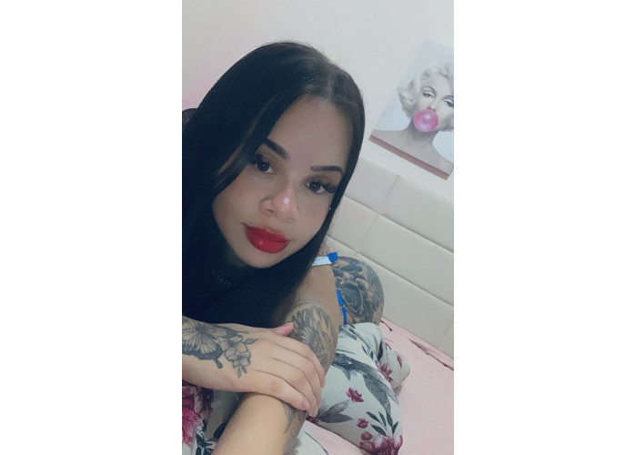 Morena tatuada últimos dias na cidade!