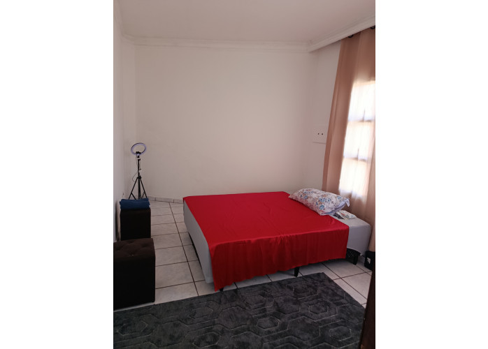 Procuro meninas maiores de 18 anos