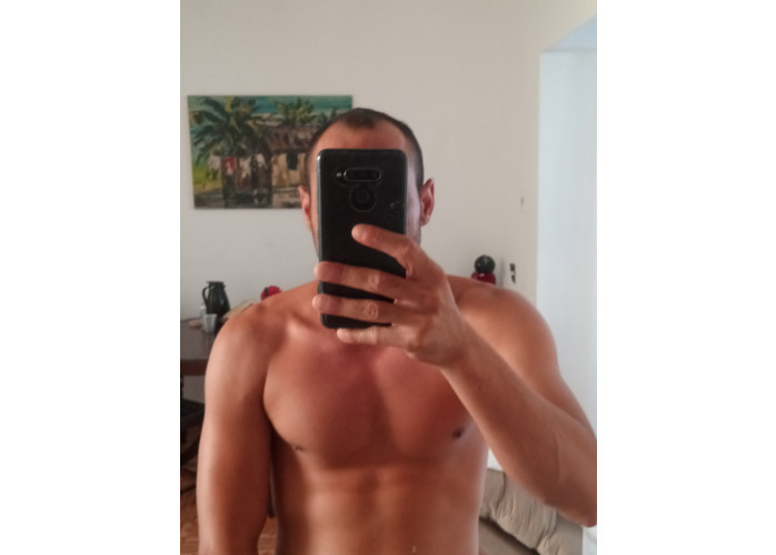 Rola grossa com a mamadeira cheia para vc..