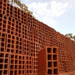 Tijolos cerâmicos com 8 furos direto da fábrica para sua obra 