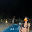 MARINA MORENA CLARA CABELAO LISO CINTURA FINA CXS GROSSAS 